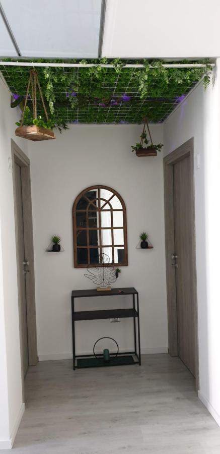 Dame Crotone Bed & Breakfast ภายนอก รูปภาพ